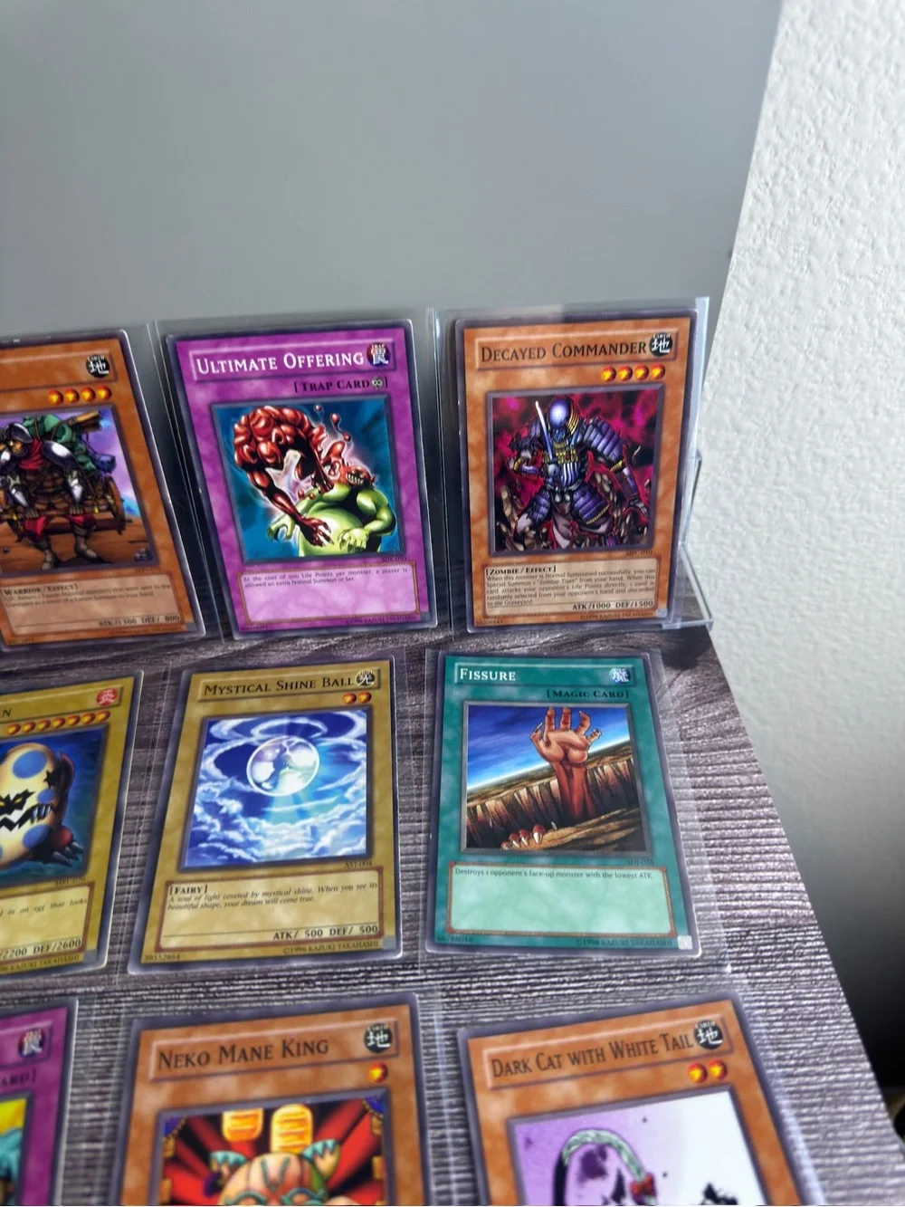 Yu-Gi-Oh! Lot of 20 Vintage Cards • Monsters/Spells/Traps Mix